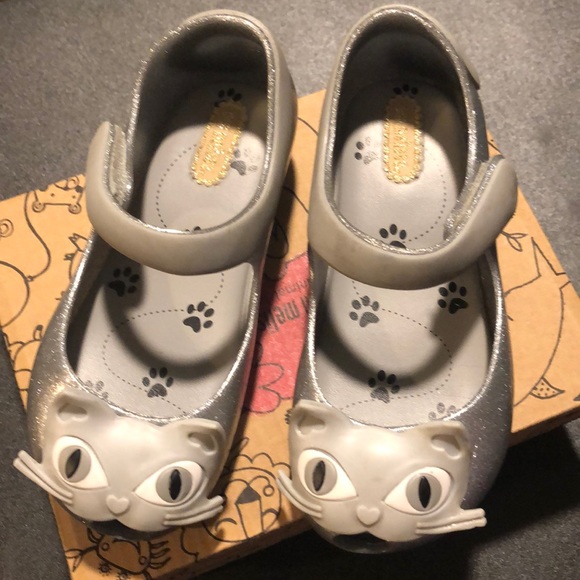 Mini Melissa Shoes - Picture 2 of 8